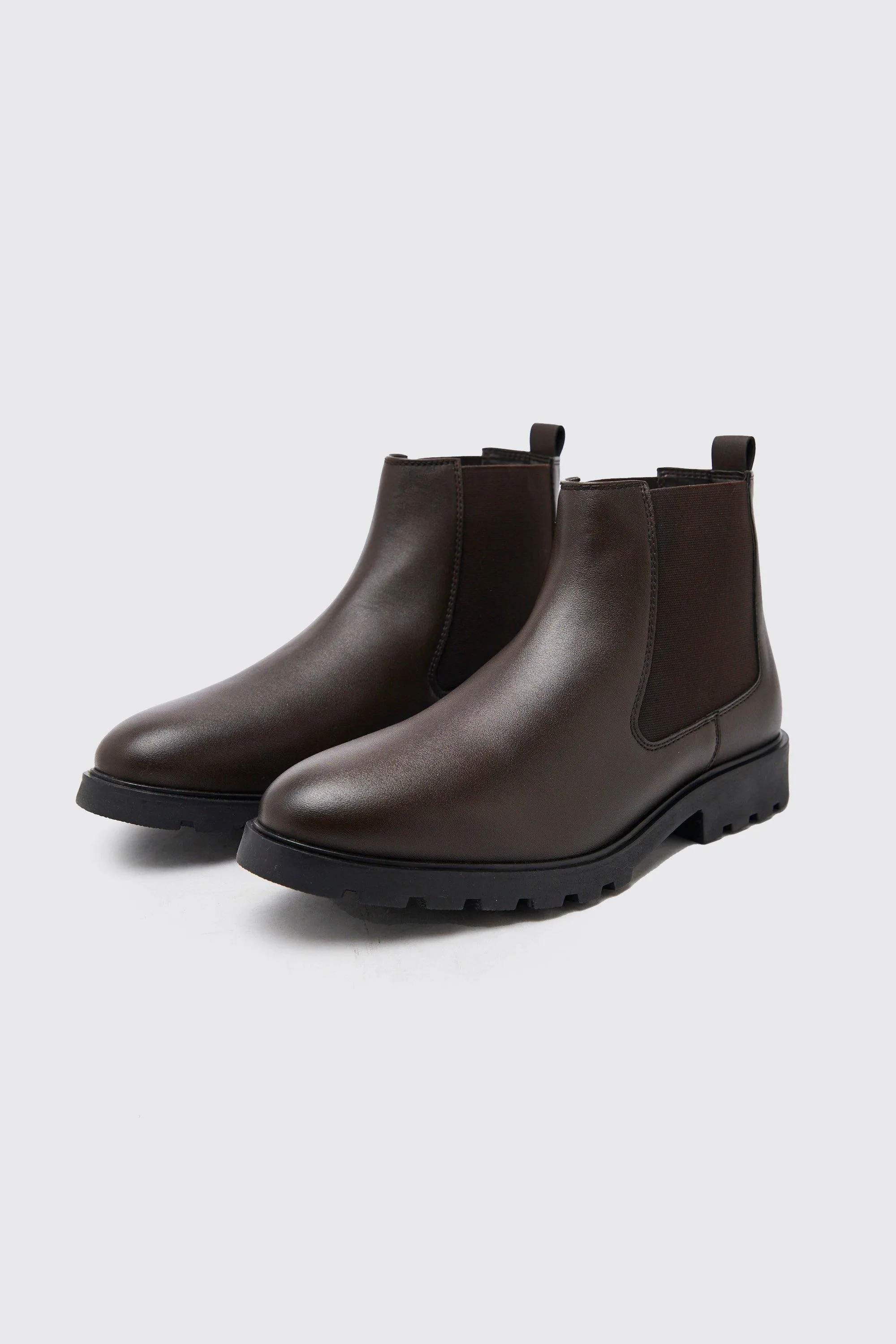 Angled Gusset Chelsea Boot | boohooMAN UK