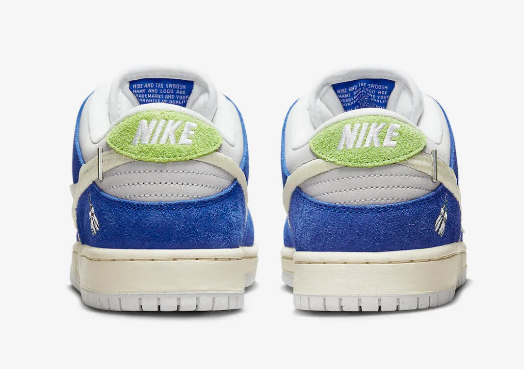 Fly Streetwear x Nike SB Dunk Low Pro Game Royal Grey Fog Sail DQ5130-400