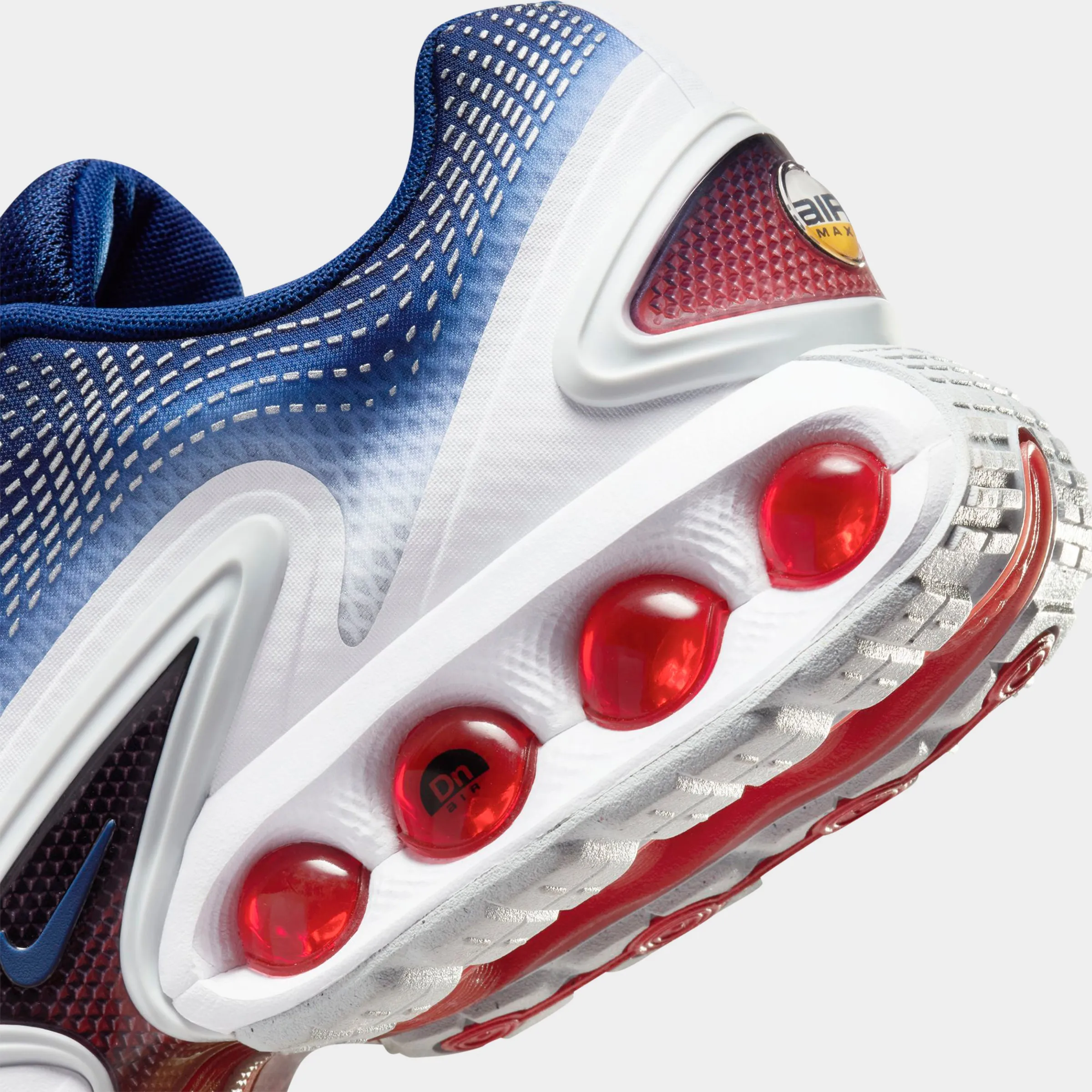 Nike Air Max DN White / Blue - Red