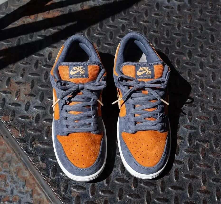 NIKE DUNK LOW OFF ORANGE GREY