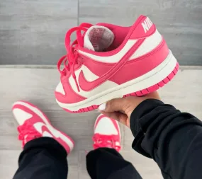 NIKE DUNK LOW PINK