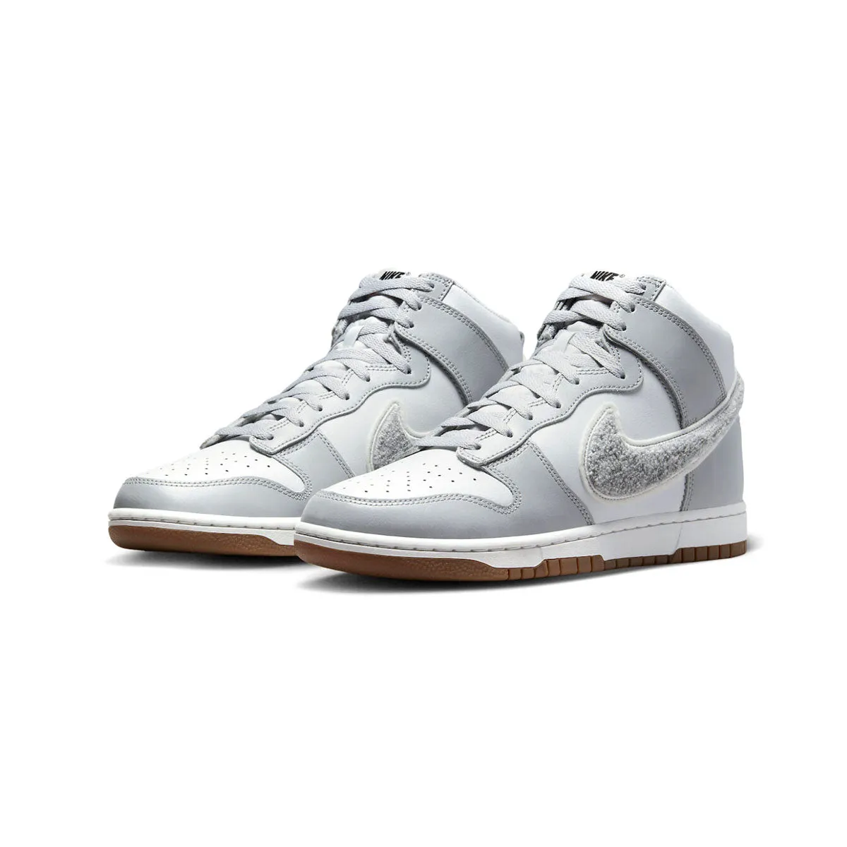 Nike Men's Dunk High University Chenille Swoosh