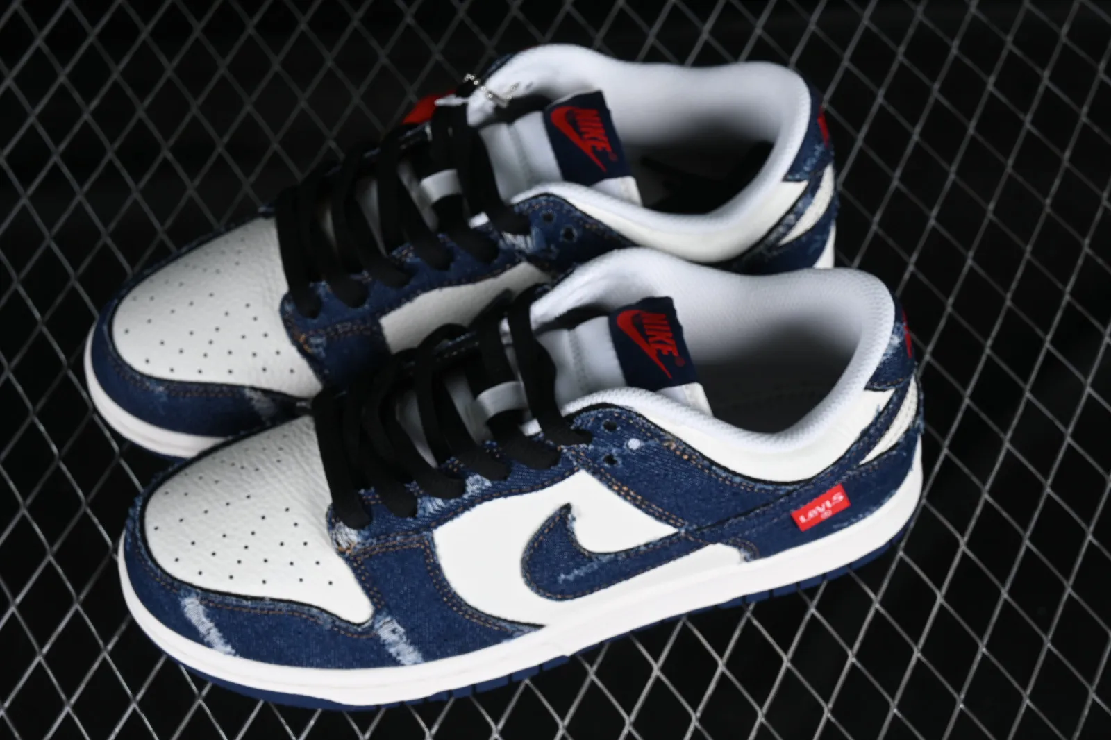 Nike SB Dunk Low Denim Dark Blue White LE0021-001