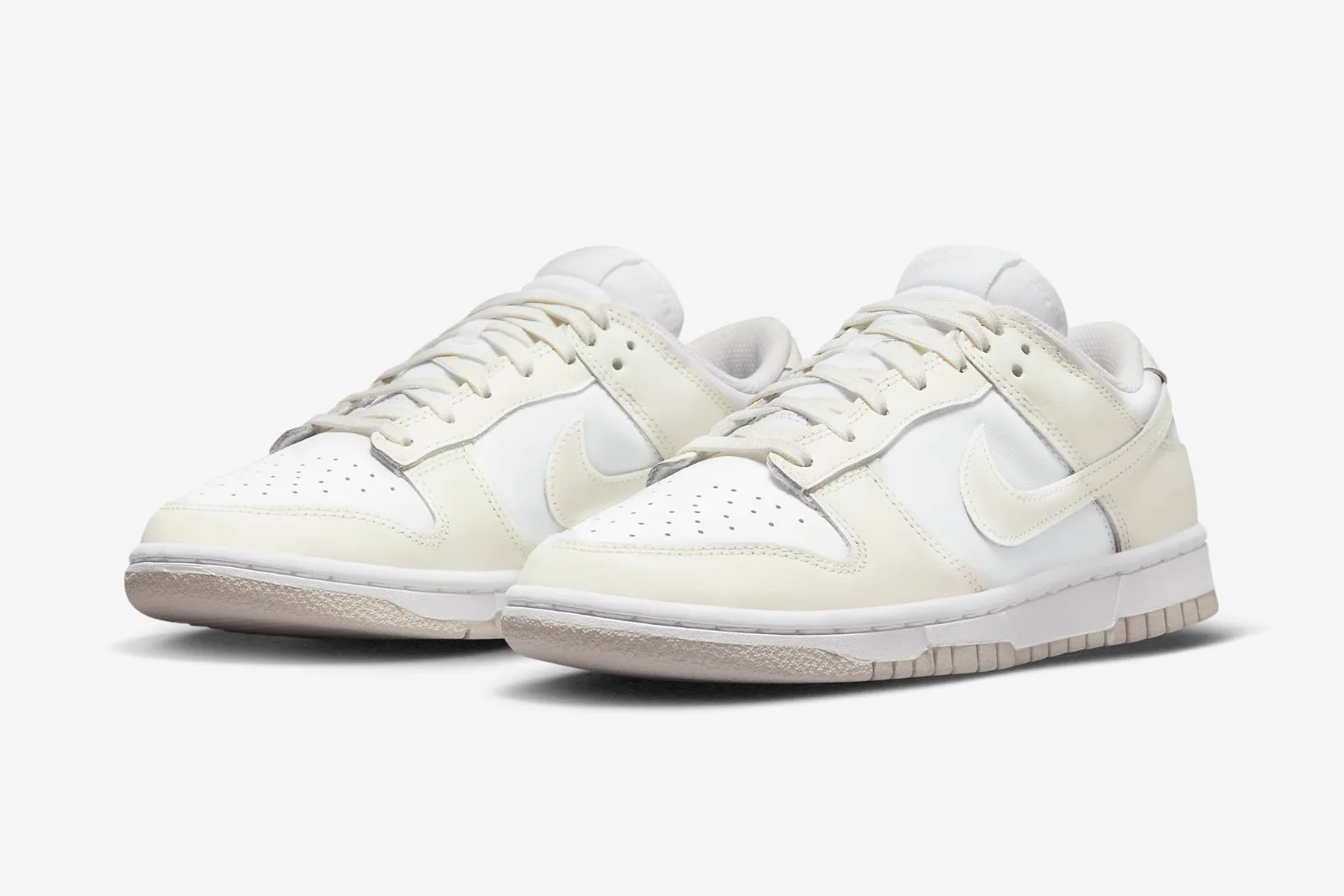 Nike SB Dunk Low Retro Coconut Milk White Sail DD1503-121