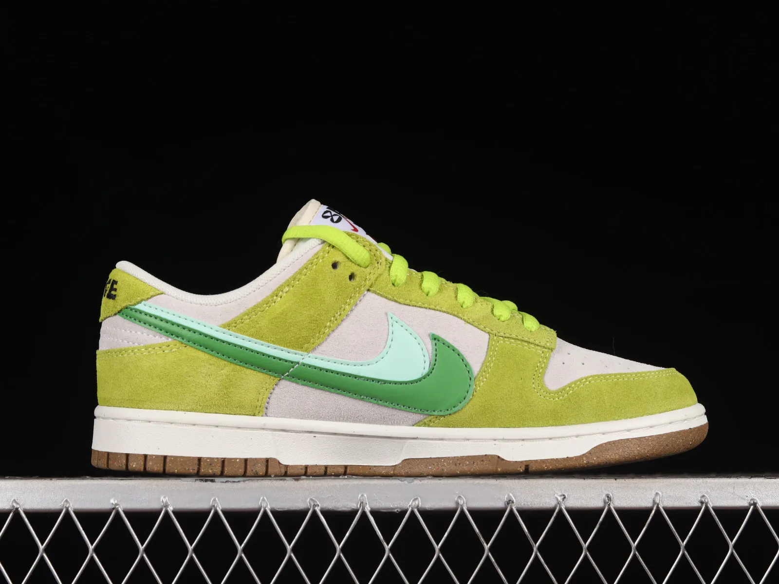 Nike SB Dunk Low SE 85 Green Apple White DO9457-122