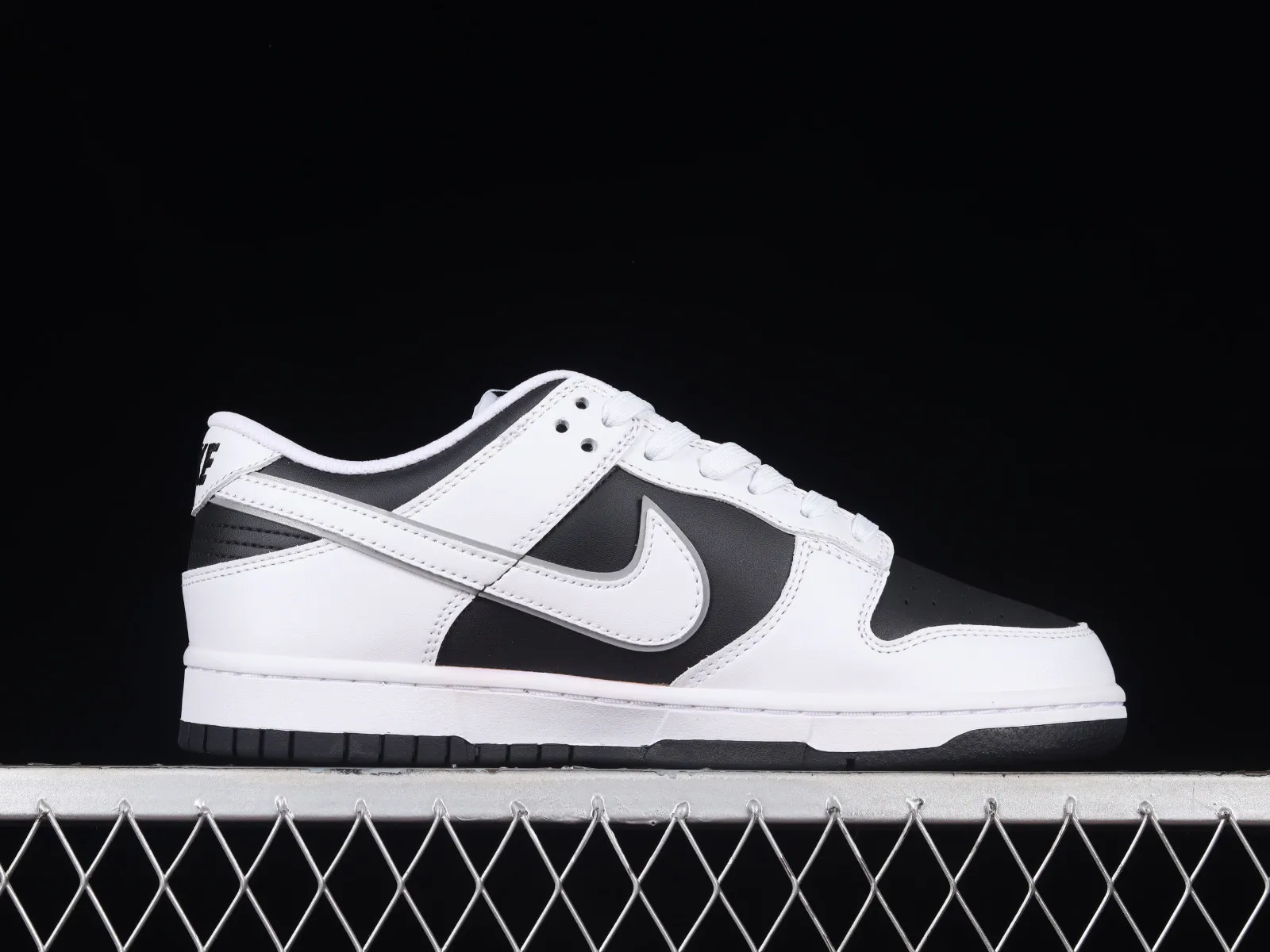 Nike SB Dunk Low White Black DD5603-896