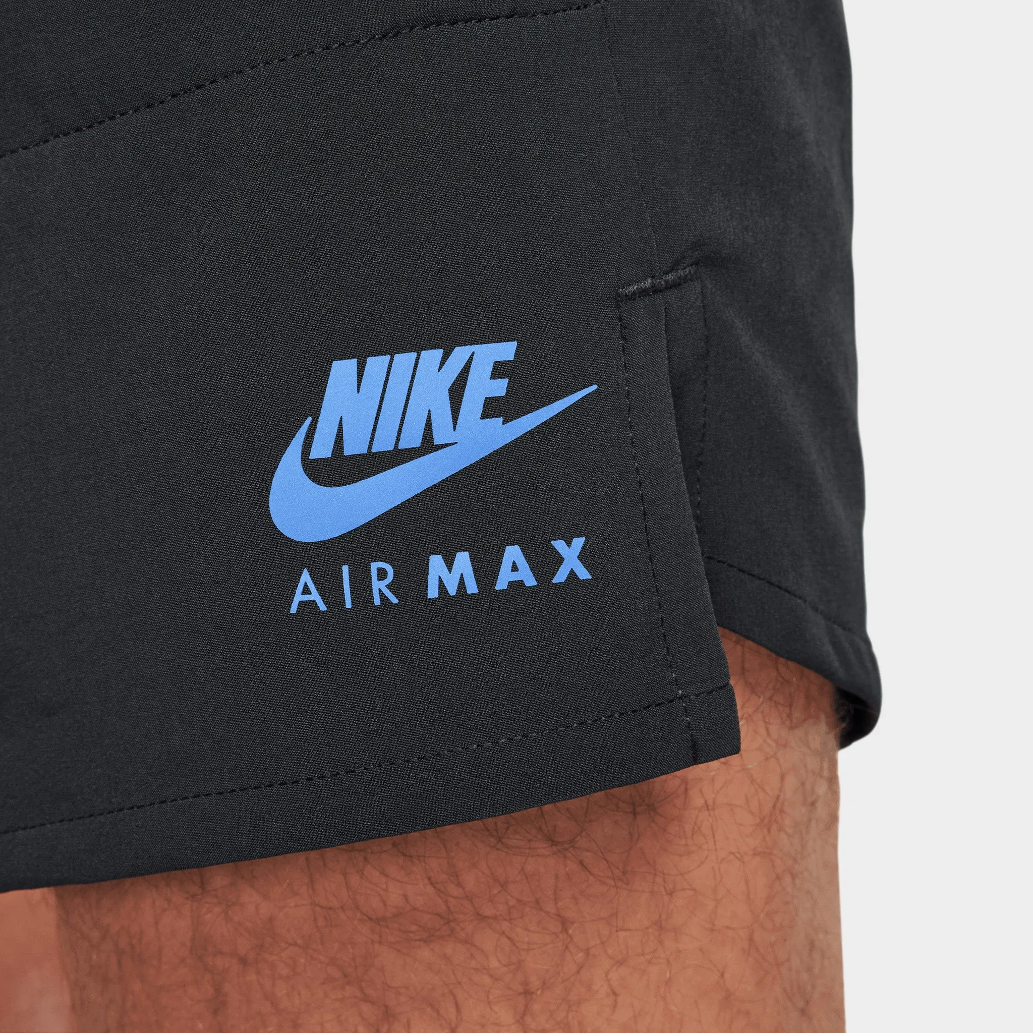 Nike Sportswear Air Max Woven Shorts Black / Game Royal