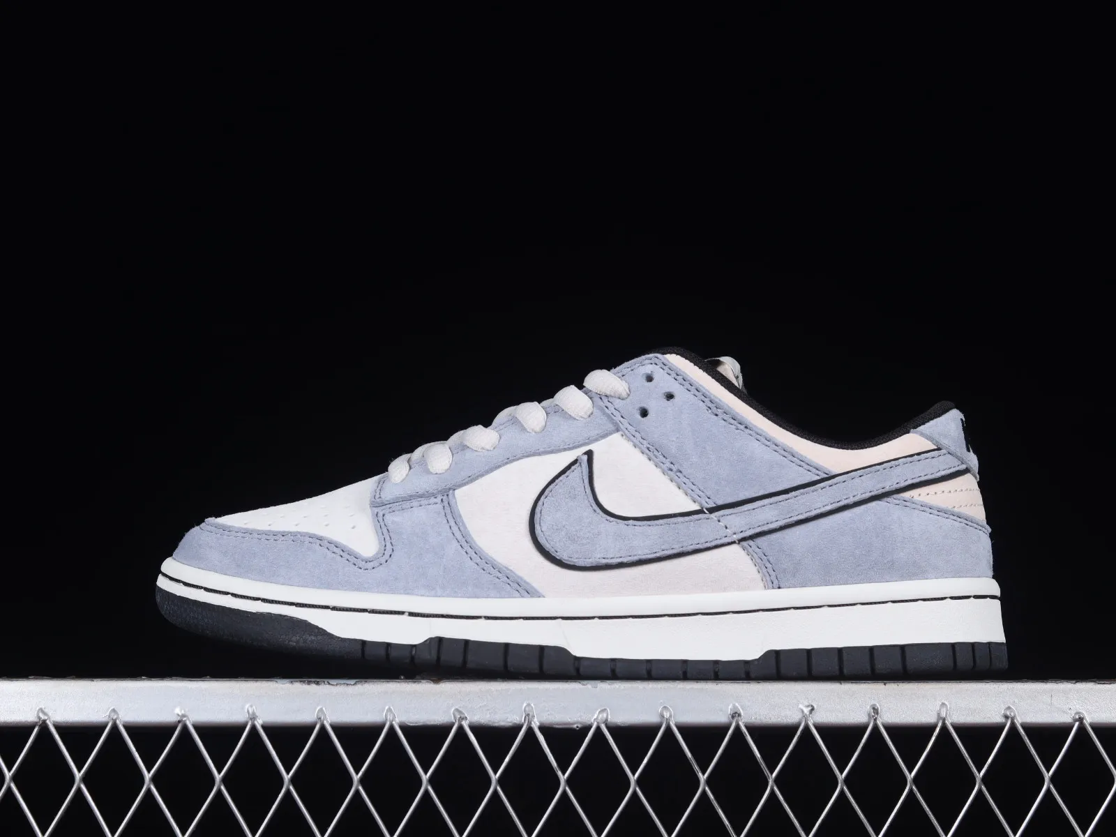 Otomo Katsuhiro x Nike SB Dunk Low Steamboy OST Blue Black LF0039-026