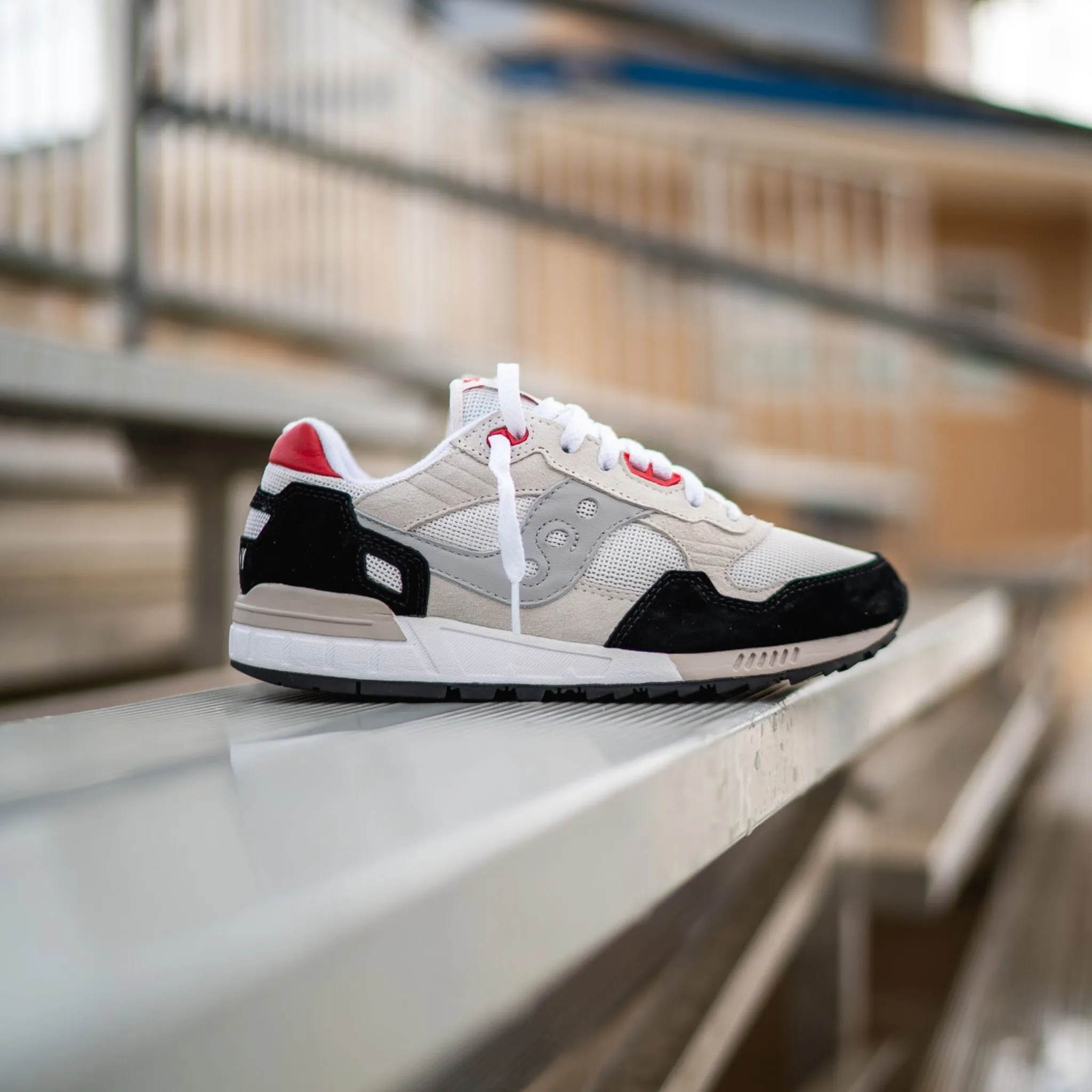 Saucony Shadow 5000 (White/Black/Red)