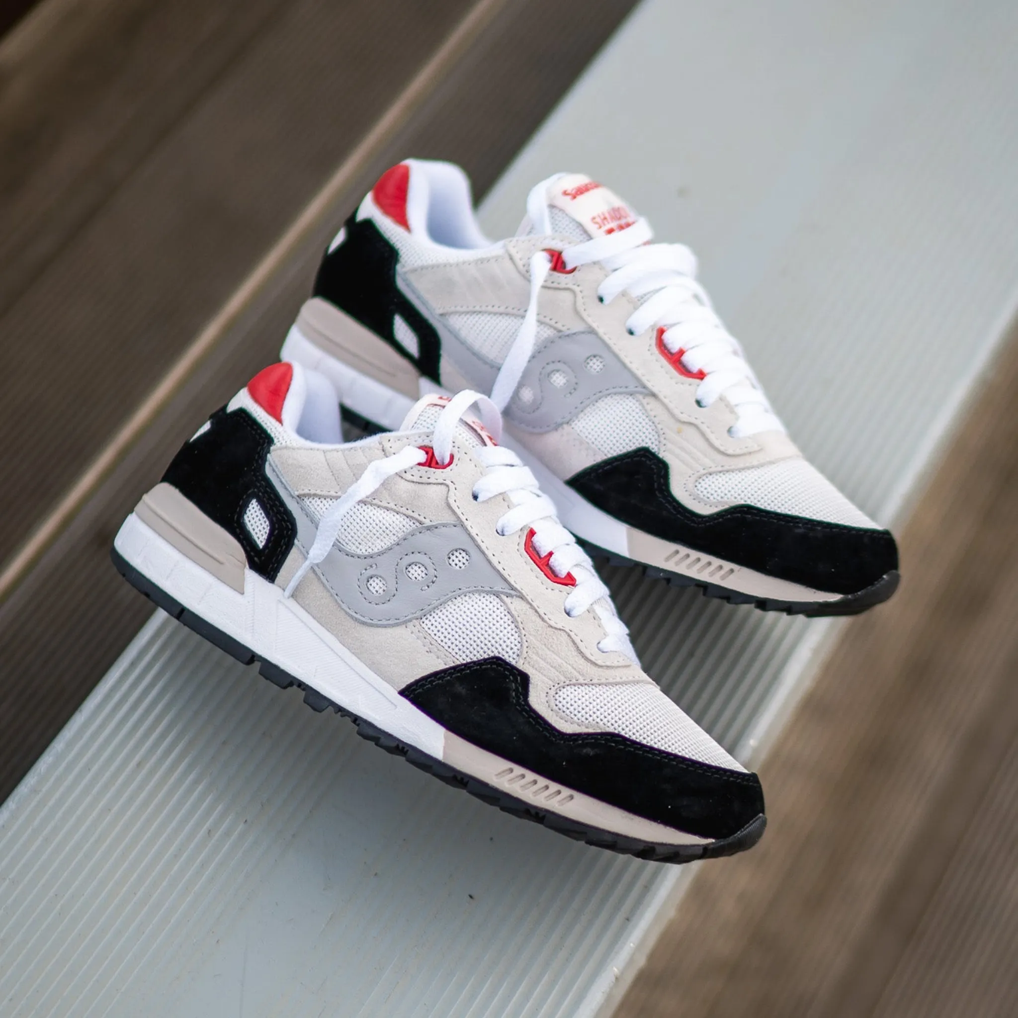 Saucony Shadow 5000 (White/Black/Red)