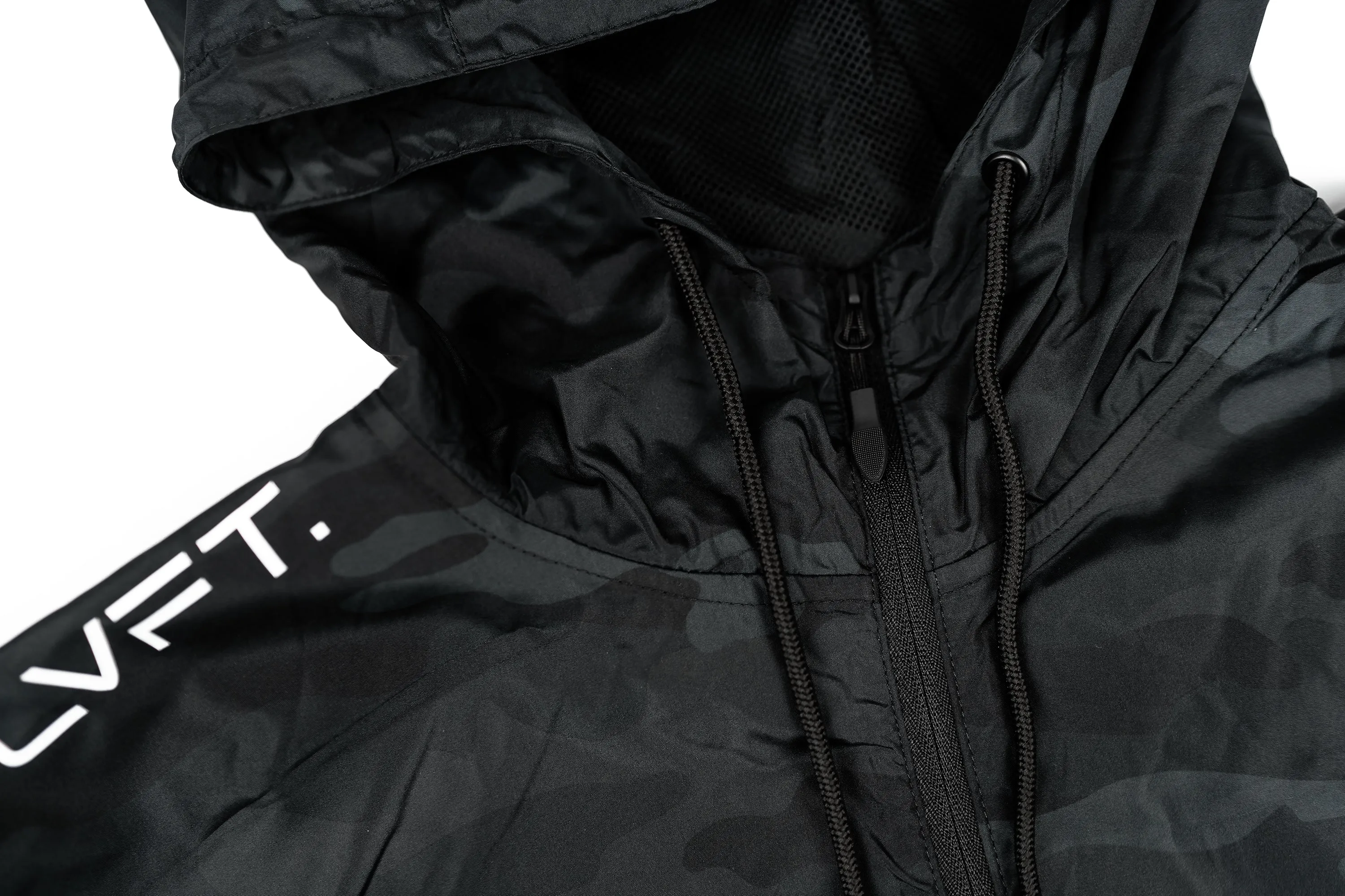 Stealth Pullover Anorak - Black/Camo