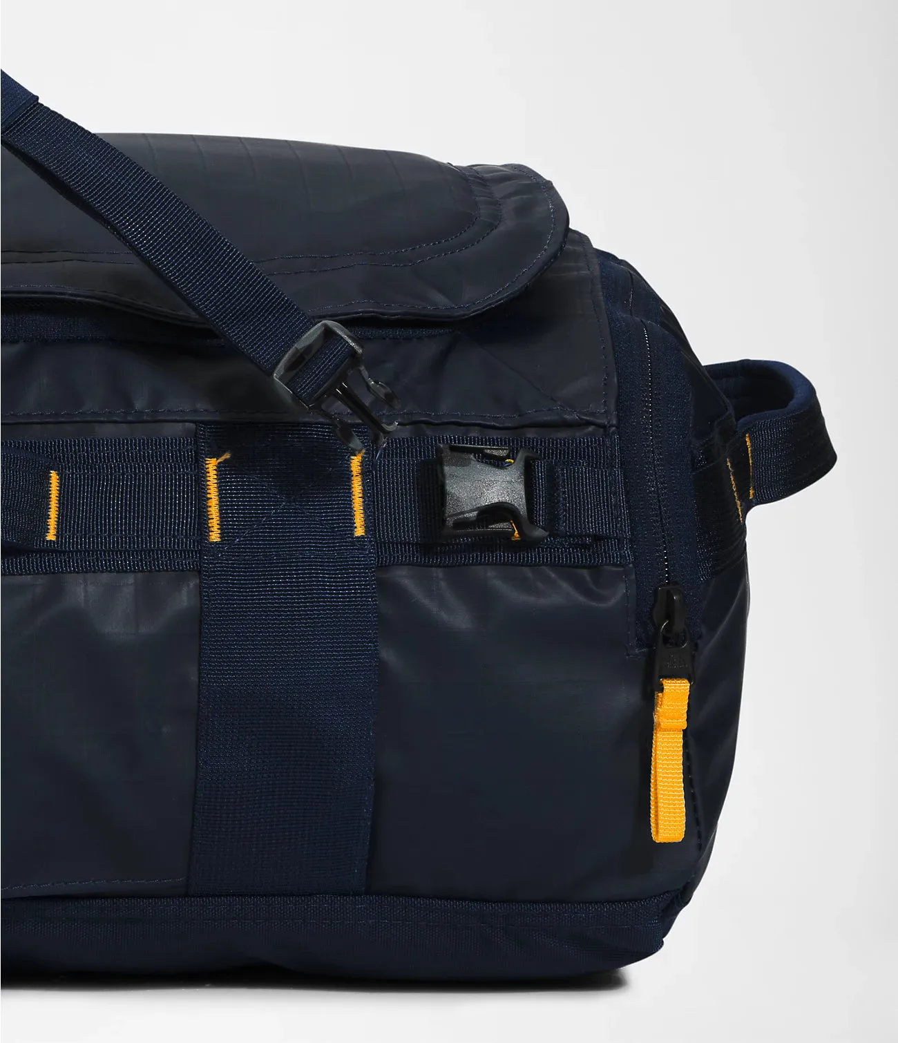 The North Face Base Camp Voyager Duffel - 32L Summit Navy