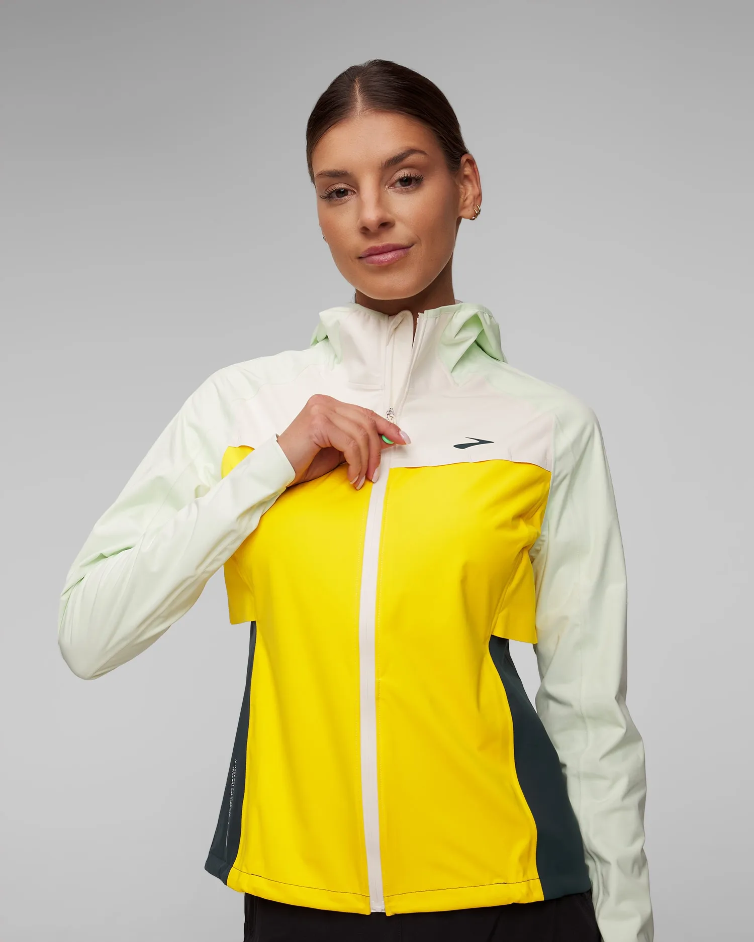 Women's running Brooks High Point Waterproof Jacket 221608761-lemon-ecru-glacier-green